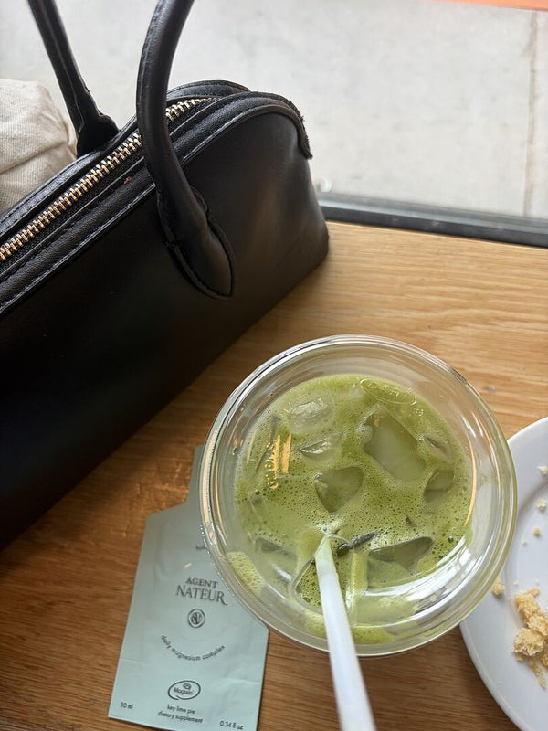 Iced matcha made with holi (mane)
